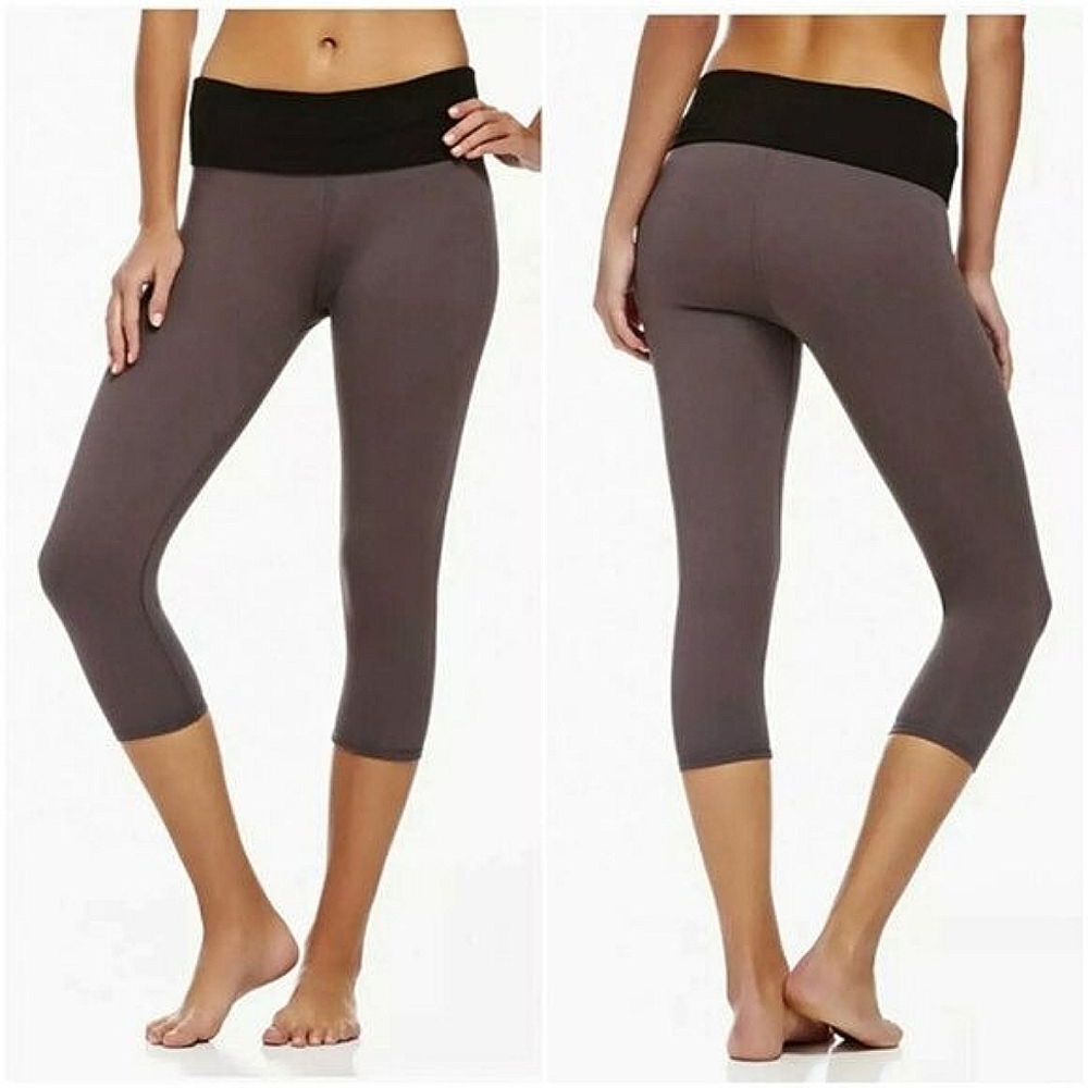 3 For $30! SALE Fabletics Salar Capri Fold-Over UPF 50+ Capri Cropped Leggings